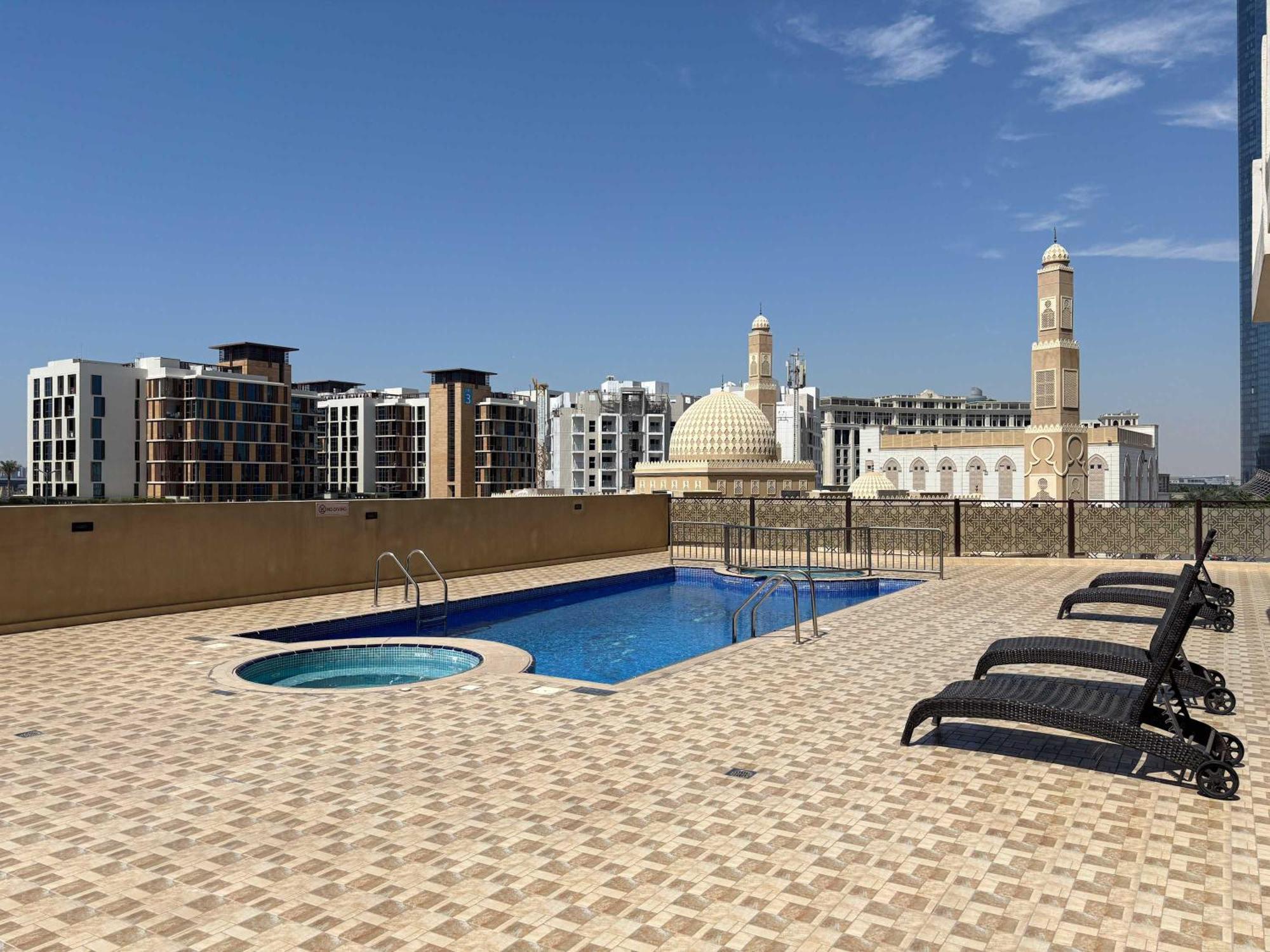 Apartment Frank Porter - Riah Tower